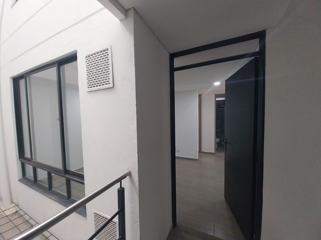 Apartamento de 2 alcobas en venta en La Estrada, Bogotá, 50 m² · foto 3 de 12