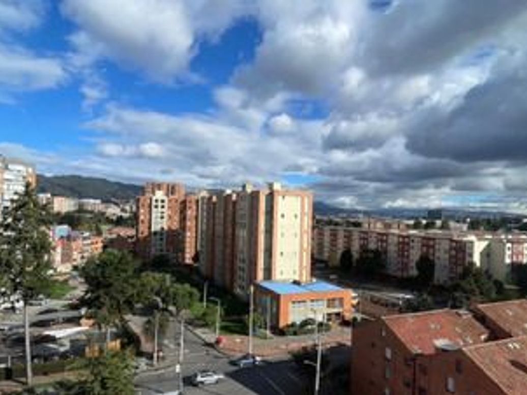 Apartamento de 3 alcobas en venta en San Antonio Norte, Bogotá, 89 m² · foto 8 de 12