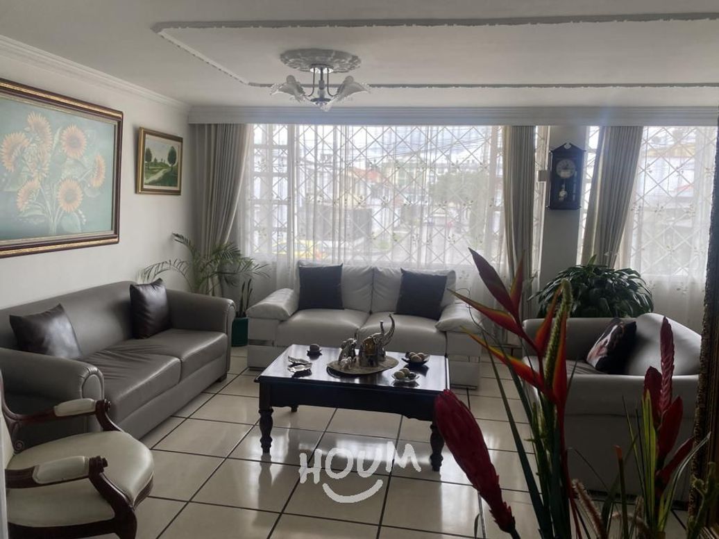 Apartamento de 3 alcobas en venta en Normandía, Bogotá, 252 m² · foto 9 de 11