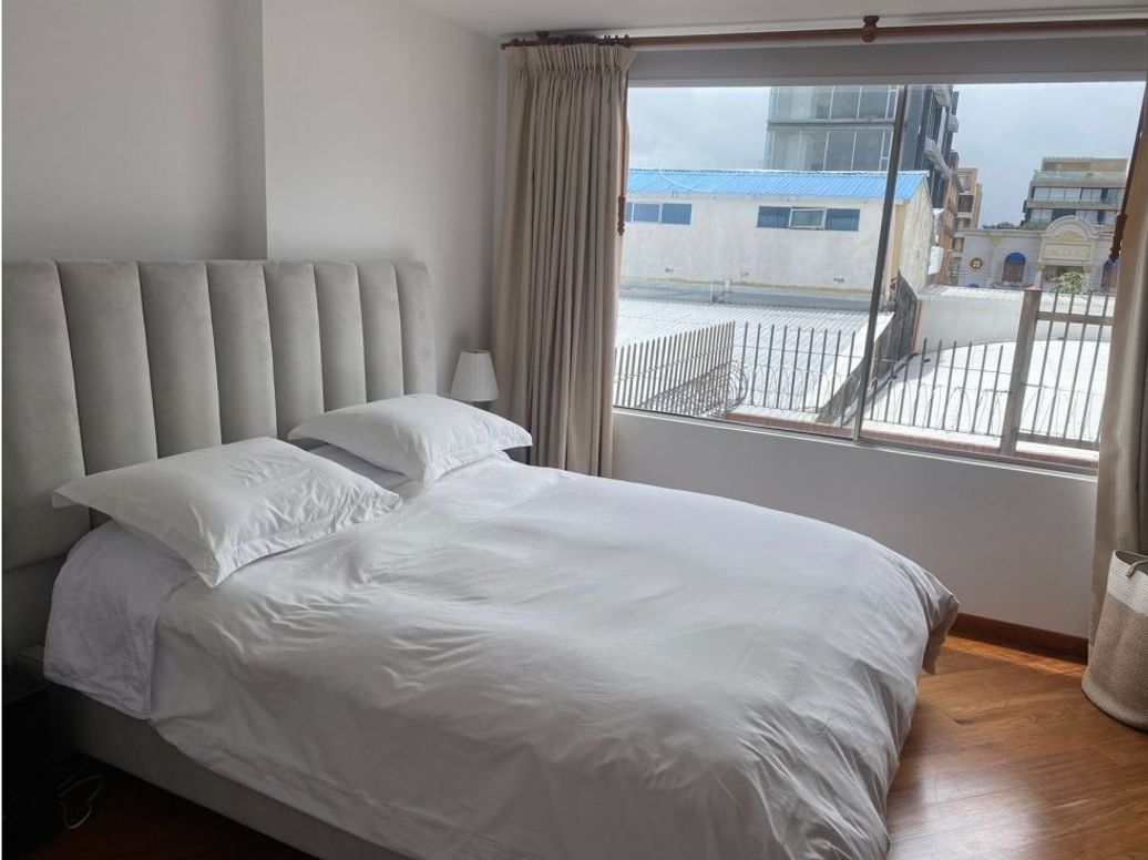 Apartamento de 3 alcobas en venta en San Patricio, Bogotá, 126 m² · foto 9 de 12