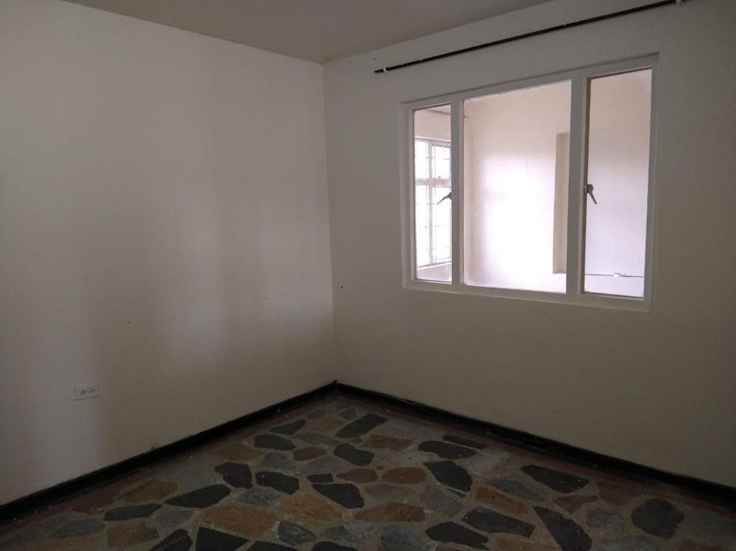 Casa de 11 alcobas en venta en Veraguas, Bogotá, 345 m² · foto 9 de 20