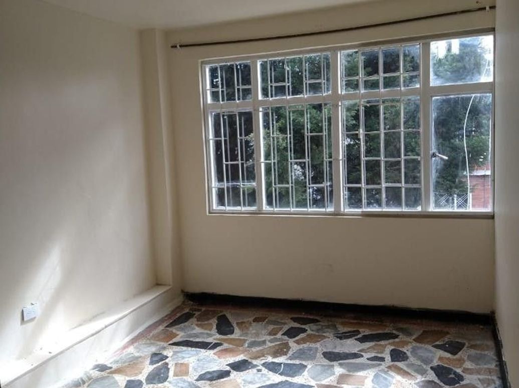 Casa de 11 alcobas en venta en Veraguas, Bogotá, 345 m² · foto 11 de 20