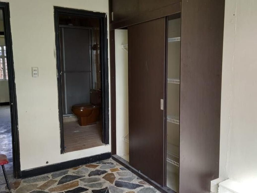 Casa de 11 alcobas en venta en Veraguas, Bogotá, 345 m² · foto 5 de 20