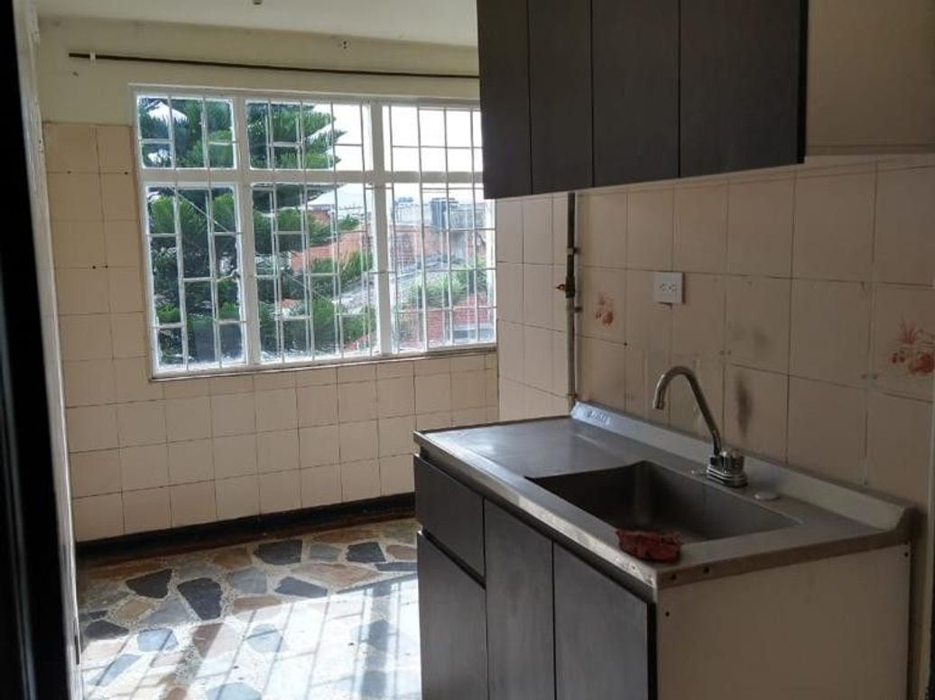 Casa de 11 alcobas en venta en Veraguas, Bogotá, 345 m² · foto 16 de 20