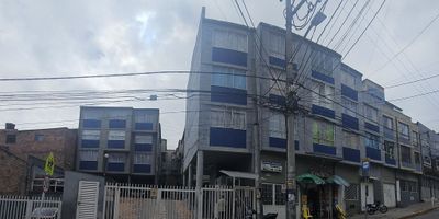 ¡Bienvenido a tu nuevo hogar en este acogedor apartamento de 2 habitaciones y 1 baño! Con 48 metros cuadrados para disfrutar, este espacio es perfecto para ti. Ubicado en una zona tranquila y conveniente, este apartamento es ideal para parejas o pequeñas familias que buscan comodidad y practicidad. ¡No pierdas la oportunidad de vivir en este lugar increíble! ¡Contáctanos ahora para más información y agenda una visita!