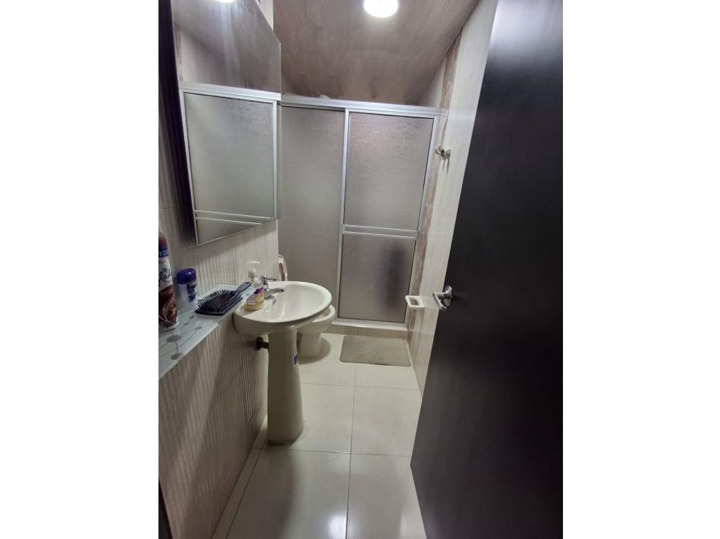 Apartamento de 6 alcobas en venta en Fontibón Centro, Bogotá, 240 m² · foto 19 de 20