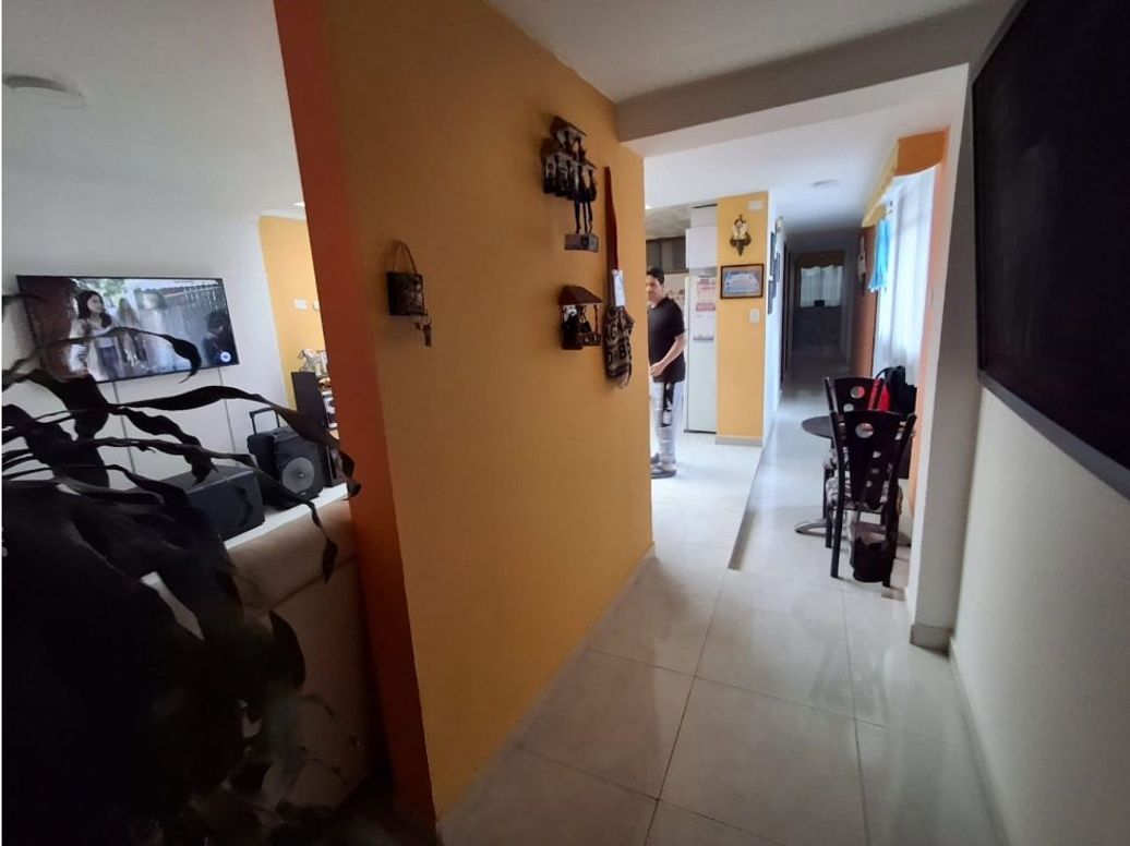Apartamento de 6 alcobas en venta en Fontibón Centro, Bogotá, 240 m² · foto 7 de 20