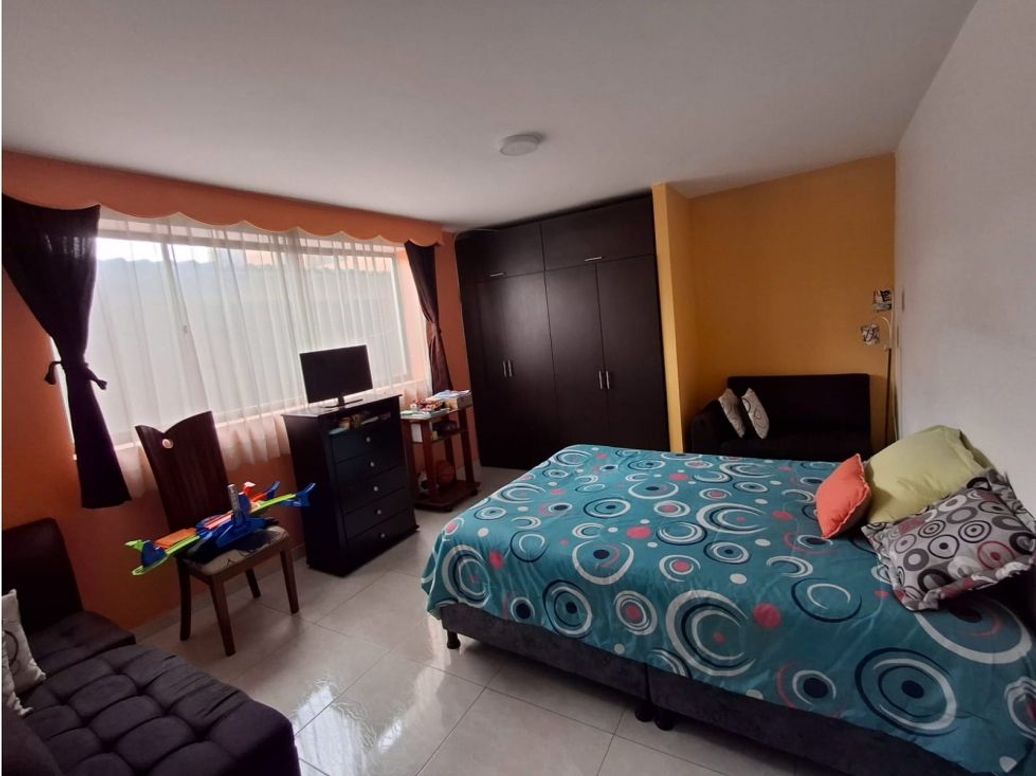Apartamento de 6 alcobas en venta en Fontibón Centro, Bogotá, 240 m² · foto 14 de 20