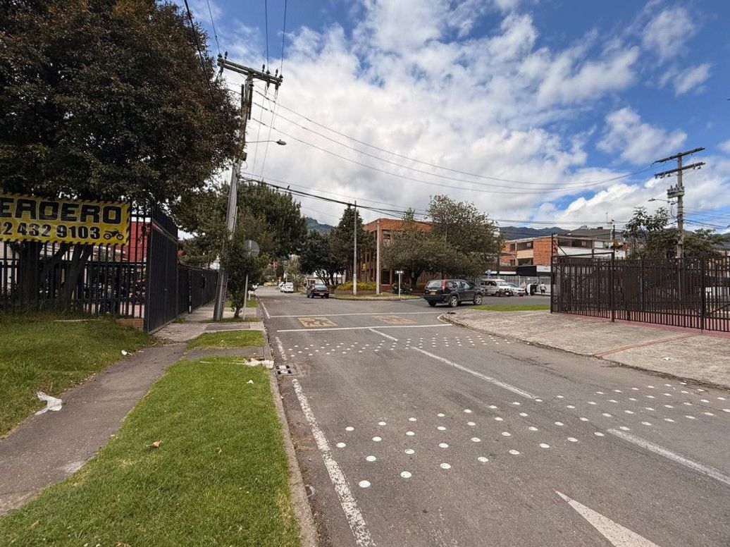 Casa de 4 alcobas en venta en Polo Club, Bogotá, 312 m² · foto 11 de 15