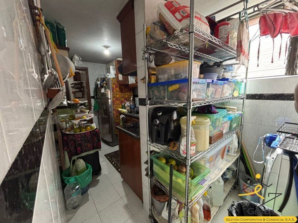 Apartamento de 2 alcobas en venta en Quinta Paredes, Bogotá, 140 m² · foto 6 de 20