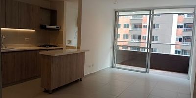 Apartamento para estrenar en arrendamiento en sector Viviendas del sur en itagui. Cuenta con buenos acabados, cómodos espacios, excelente iluminación natural, todo dentro de un entorno familiar y tranquilo. En unidad con zonas comunes pendientes por entregar, zonas húmedas completas, parque infantil, cancha múltiple, salón social y gimnasio. Cercano a la avenida Guayabal, patinódromo de Itagui, cerca de supermercados y con cómodas vías de acceso. 