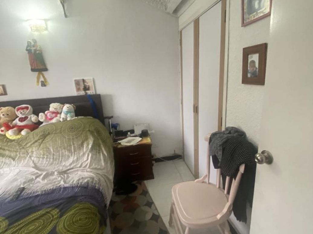 Casa de 6 alcobas en venta en Villas Del Madrigal, Bogotá, 320 m² · foto 16 de 20