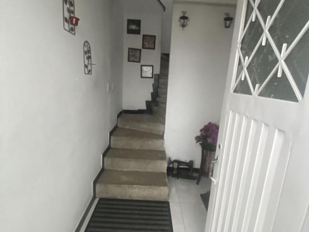 Casa de 6 alcobas en venta en Villas Del Madrigal, Bogotá, 320 m² · foto 6 de 20