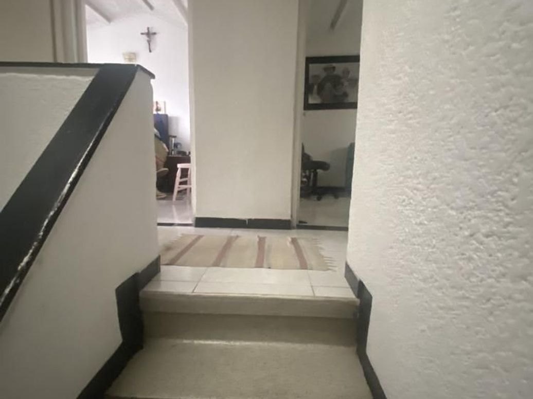 Casa de 6 alcobas en venta en Villas Del Madrigal, Bogotá, 320 m² · foto 8 de 20