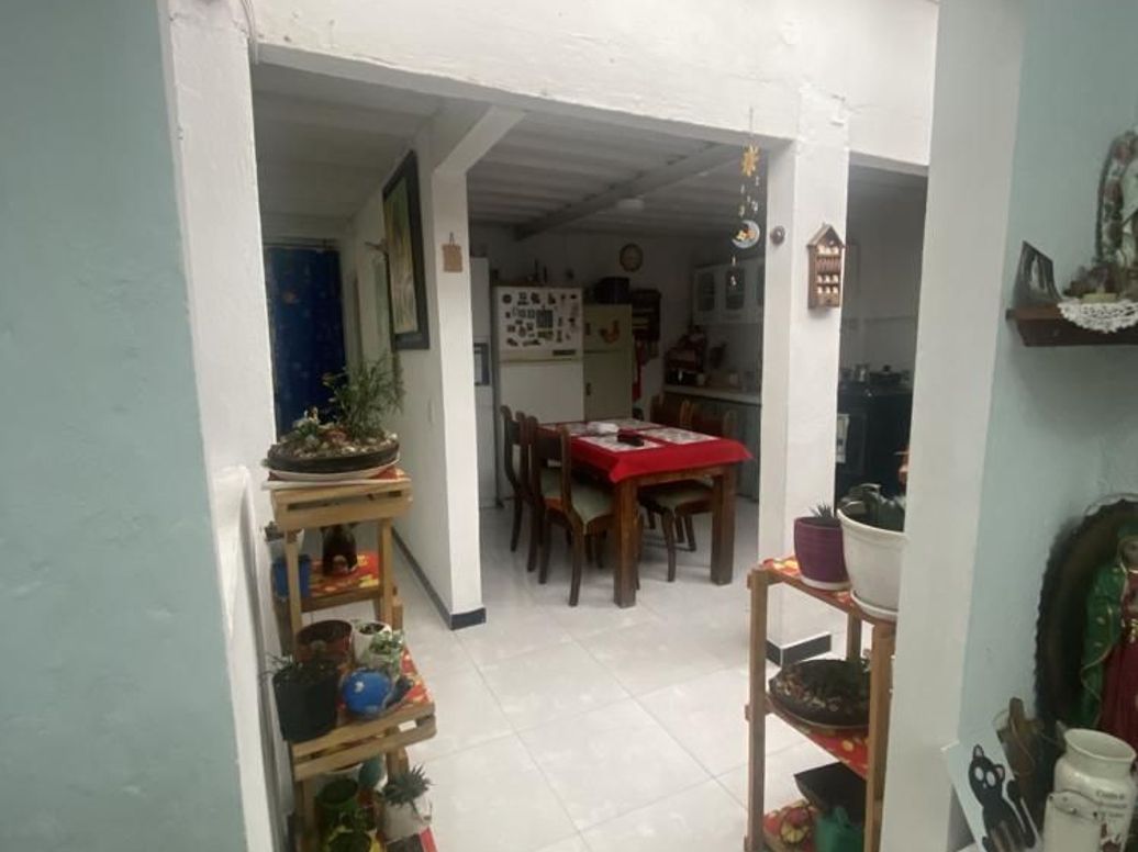 Casa de 6 alcobas en venta en Villas Del Madrigal, Bogotá, 320 m² · foto 10 de 20