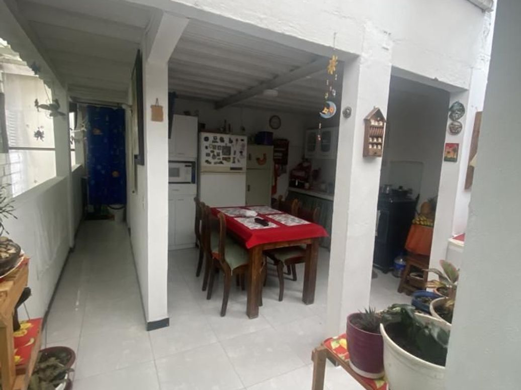 Casa de 6 alcobas en venta en Villas Del Madrigal, Bogotá, 320 m² · foto 11 de 20