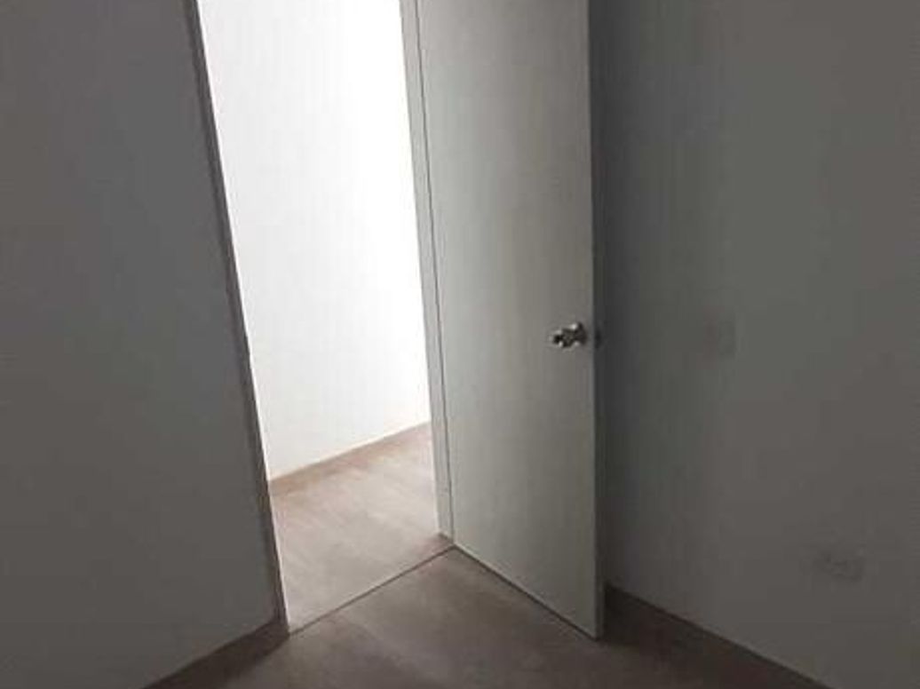 Apartamento de 2 alcobas en venta en Campo Alegre, Bogotá, 46 m² · foto 16 de 20