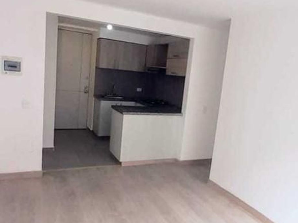 Apartamento de 2 alcobas en venta en Campo Alegre, Bogotá, 46 m² · foto 10 de 20