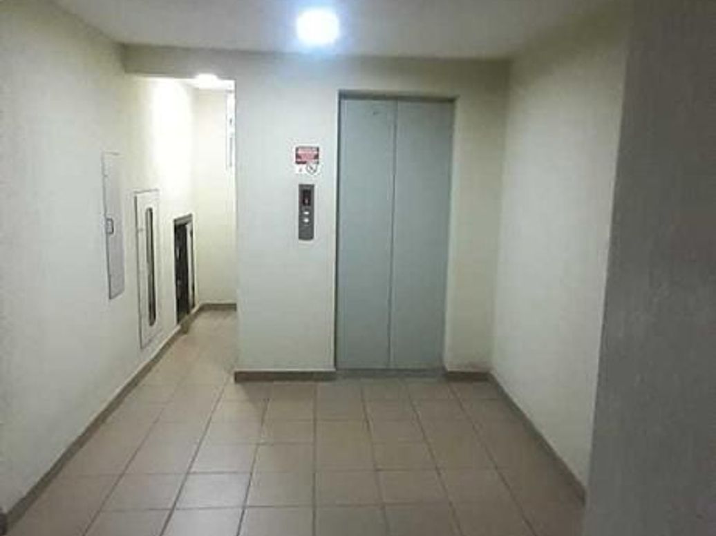 Apartamento de 2 alcobas en venta en Campo Alegre, Bogotá, 46 m² · foto 2 de 20