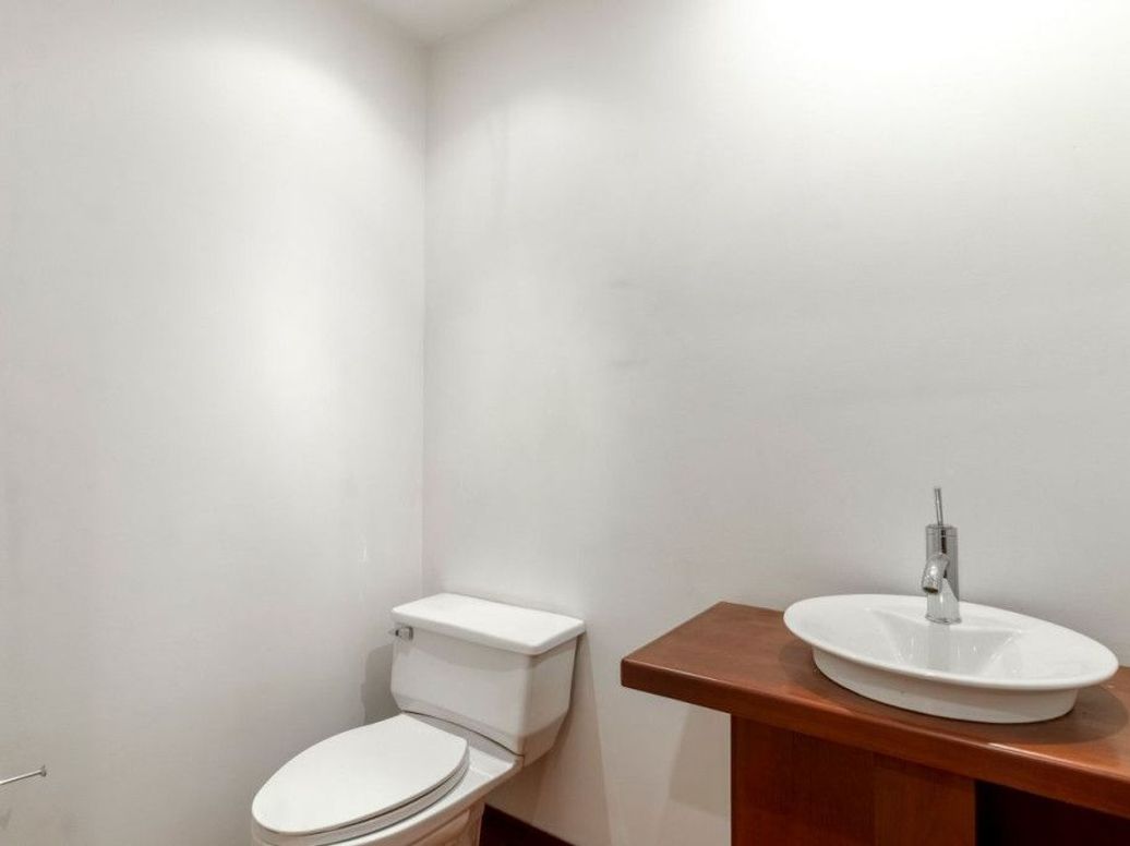 Apartamento de 3 alcobas en venta en Santa Barbara Occidental, Bogotá, 183 m² · foto 7 de 19