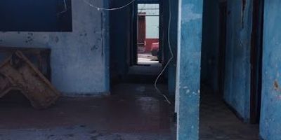 Vendo Casa lote esquinera en el Barrio Alfonso Lopez, tiene 10 metros de frente por 17 metros de fondo, PARA CONSTRUIR.