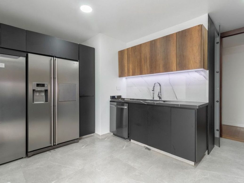 Apartamento de 4 alcobas en venta en Suba Naranjos, Bogotá, 192 m² · foto 10 de 20