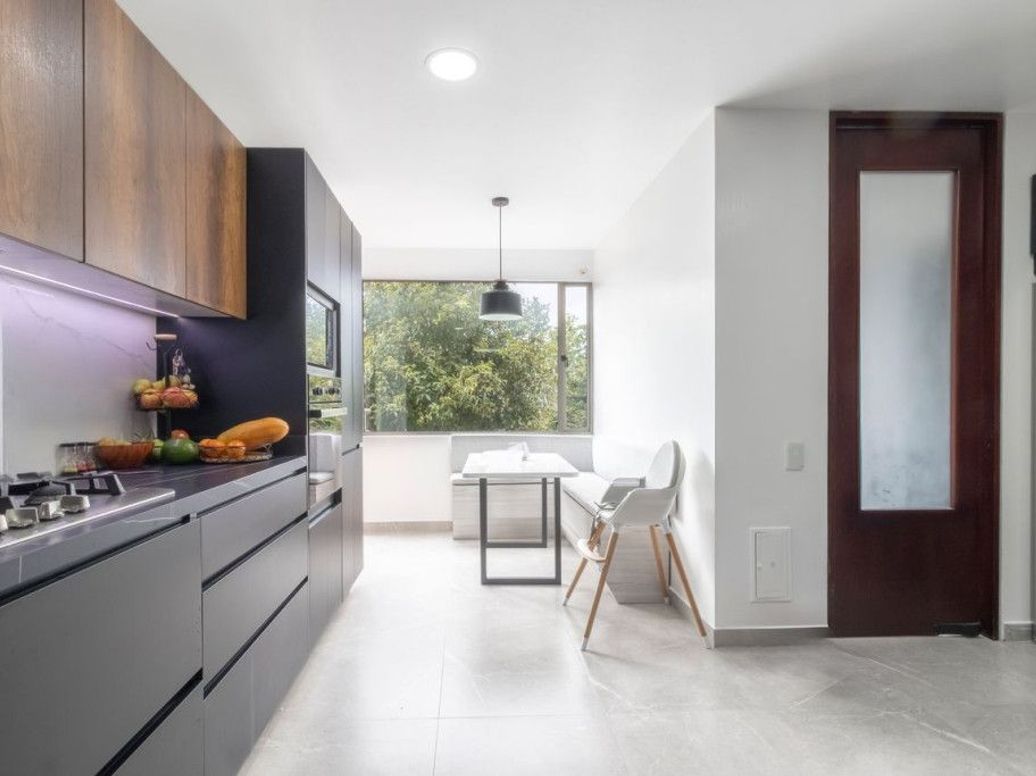 Apartamento de 4 alcobas en venta en Suba Naranjos, Bogotá, 192 m² · foto 9 de 20