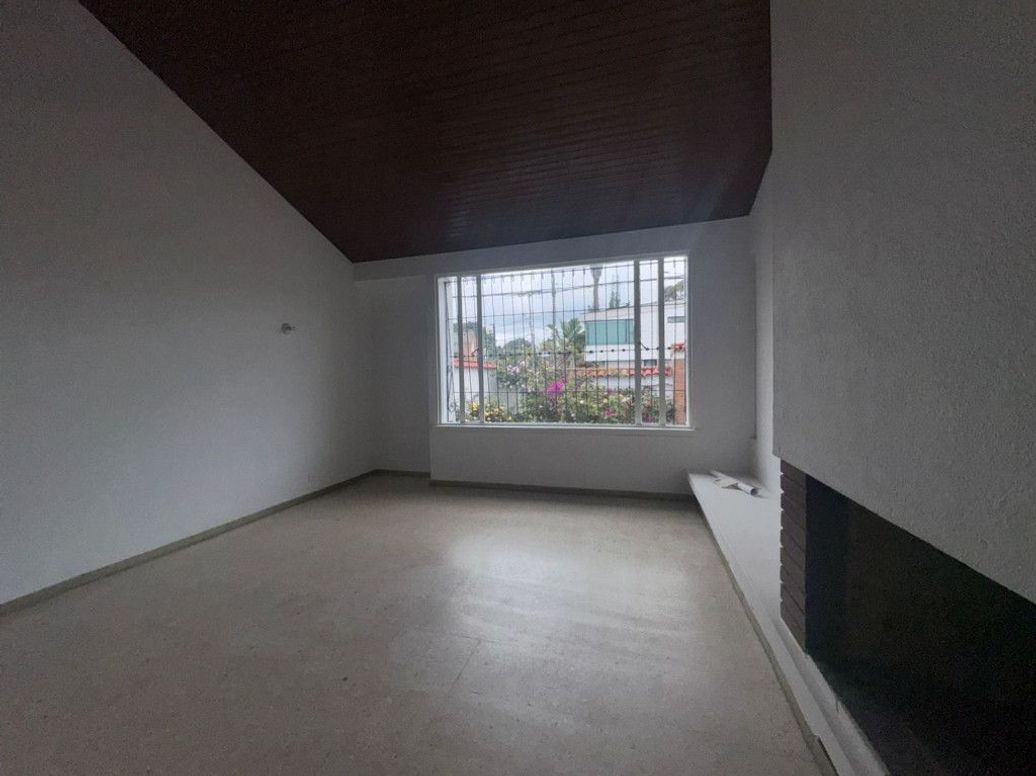 Casa de 5 alcobas en venta en Ub. Hacienda Cordoba Niza, Bogotá, 252 m² · foto 18 de 20