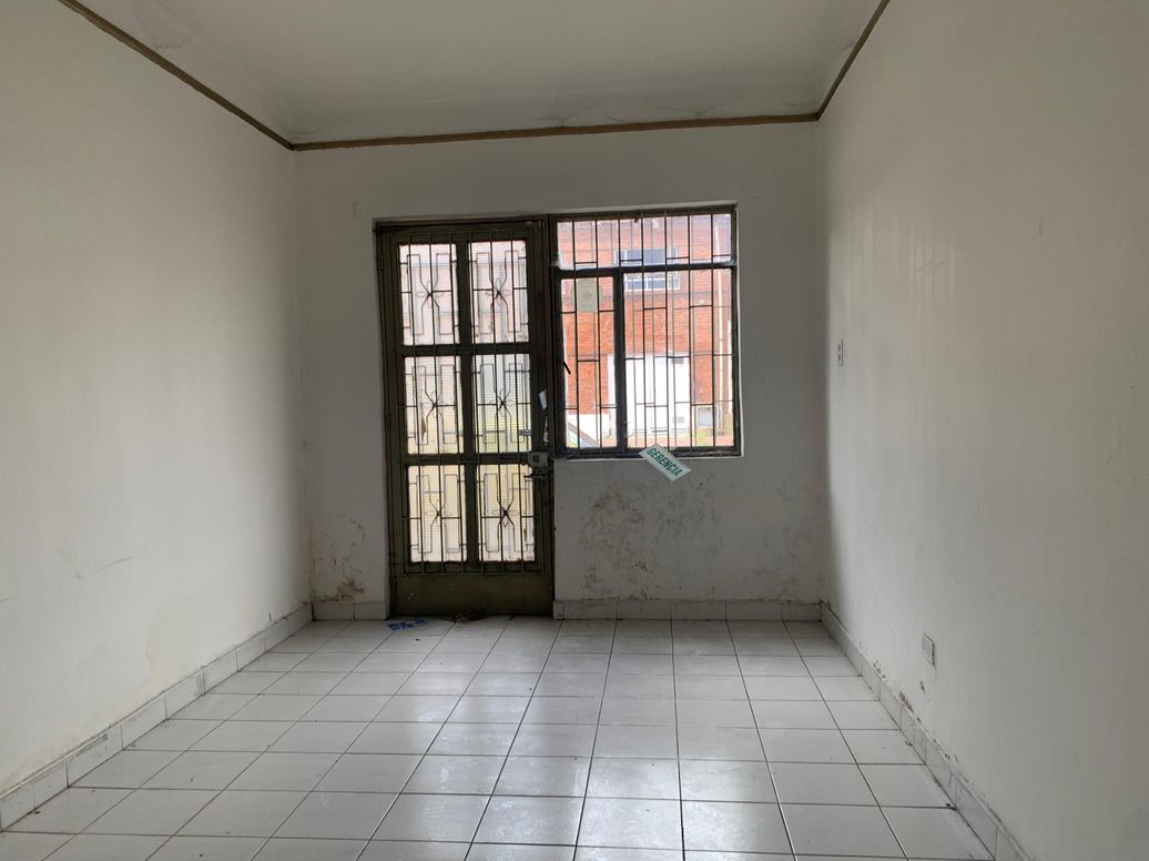 Casa de 6 alcobas en venta en Armenia, Bogotá, 380 m² · foto 8 de 15
