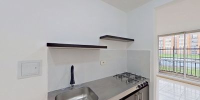 Apartamento en labranti reservado 2 venta de 60m2, con vista exterior, ubicado en un 1er piso (Torre 8 Apto 103), acceso por escaleras, parqueadero comunal. Consta de 3 habitaciones, 2 baños, sala comedor, cocina integral y zona de lavandería. Tiene piso cerámico en todas sus zonas. El conjunto cuenta con salón comunal, zonas social, zonas verdes, parque infantil y vigilancia privada las 24 horas. Cerca a centro comercial Micentro Funza; cerca a tiendas y supermercados de barrio; cerca a colegio Mayor Creatívísta; cerca a paraderos de transporte publico; Vías de acceso por la carrera 11 este y calle 6a.NID 34861004903
