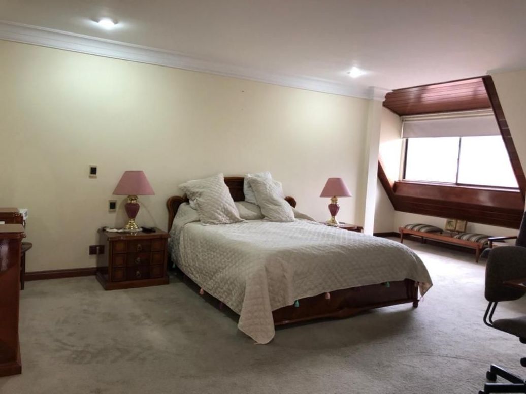 Apartamento de 4 alcobas en venta en Chico Norte Et. Ii, Bogotá, 212 m² · foto 17 de 20
