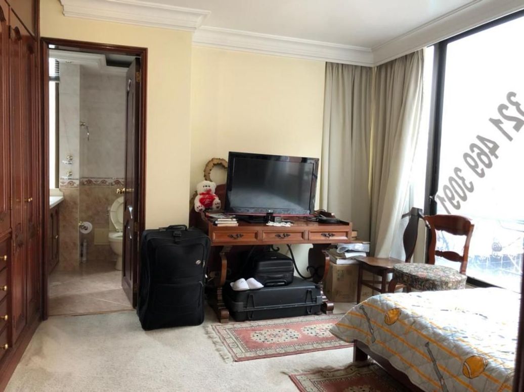 Apartamento de 4 alcobas en venta en Chico Norte Et. Ii, Bogotá, 212 m² · foto 6 de 20