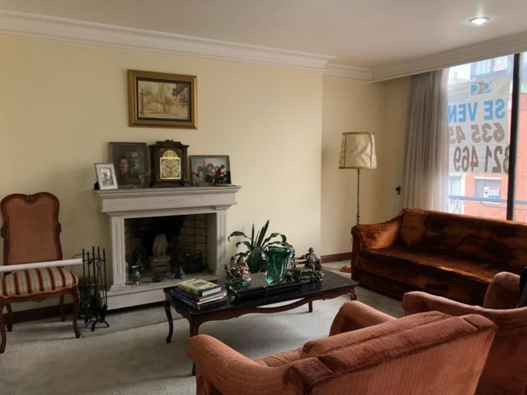 Apartamento de 4 alcobas en venta en Chico Norte Et. Ii, Bogotá, 212 m² · foto 4 de 20