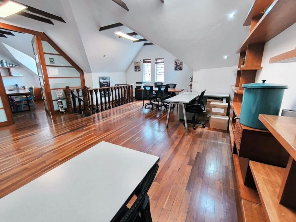 Casa de 5 alcobas en venta en Emaus, Bogotá, 203 m² · foto 3 de 20