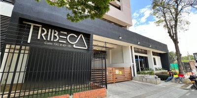 ✨? ¡Tu nuevo hogar te está esperando! ?✨

? Apartamento para estrenar con todo lo que necesitas para vivir cómodo y tranquilo:

?️ 55m² bien distribuidos para que aproveches cada espacio.
? 2 habitaciones ideales para tu familia, tu espacio de trabajo o visitas.
? 2 baños modernos y funcionales.
? Amplia zona de sala-comedor 
? Práctica zona de lavandería para mayor comodidad.
? Parqueadero comunitario para que nunca te preocupes por tu vehículo.

? Ubicación privilegiada cerca de centros comerciales como palmetto, droguerías y restaurantes. Todo al alcance de tu mano.

⭐️ ¡Haz realidad tu sueño de estrenar apartamento en la mejor zona! ⭐️

? Contáctanos hoy mismo para agendar tu visita y descubrir tu próximo hogar 

      Cel. +57 317 8716121
