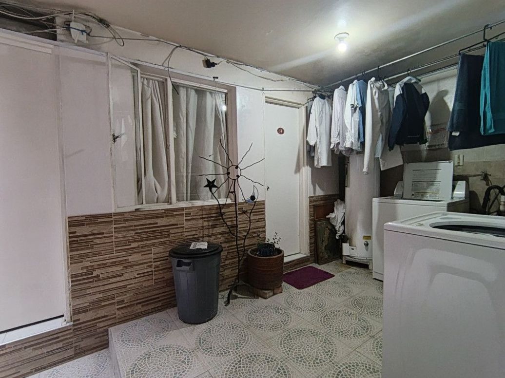 Casa de 15 alcobas en venta en El Recuerdo, Bogotá, 167 m² · foto 7 de 13