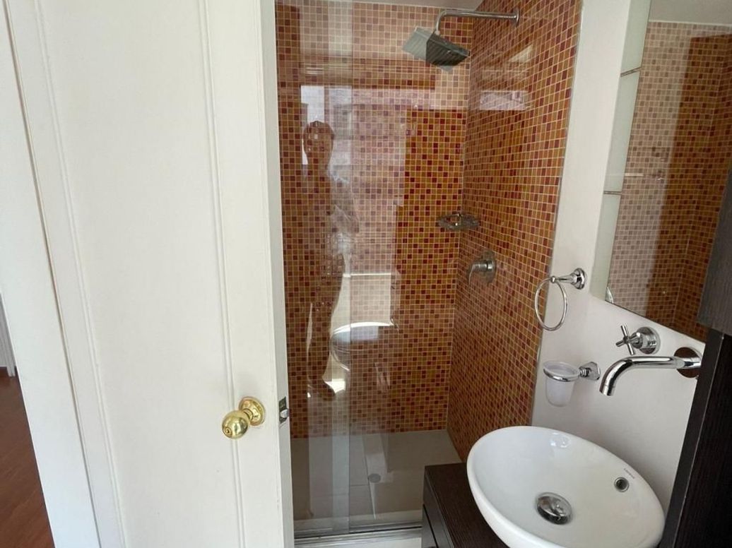 Apartamento de 4 alcobas en venta en Santa Barbara Central, Bogotá, 187 m² · foto 19 de 20