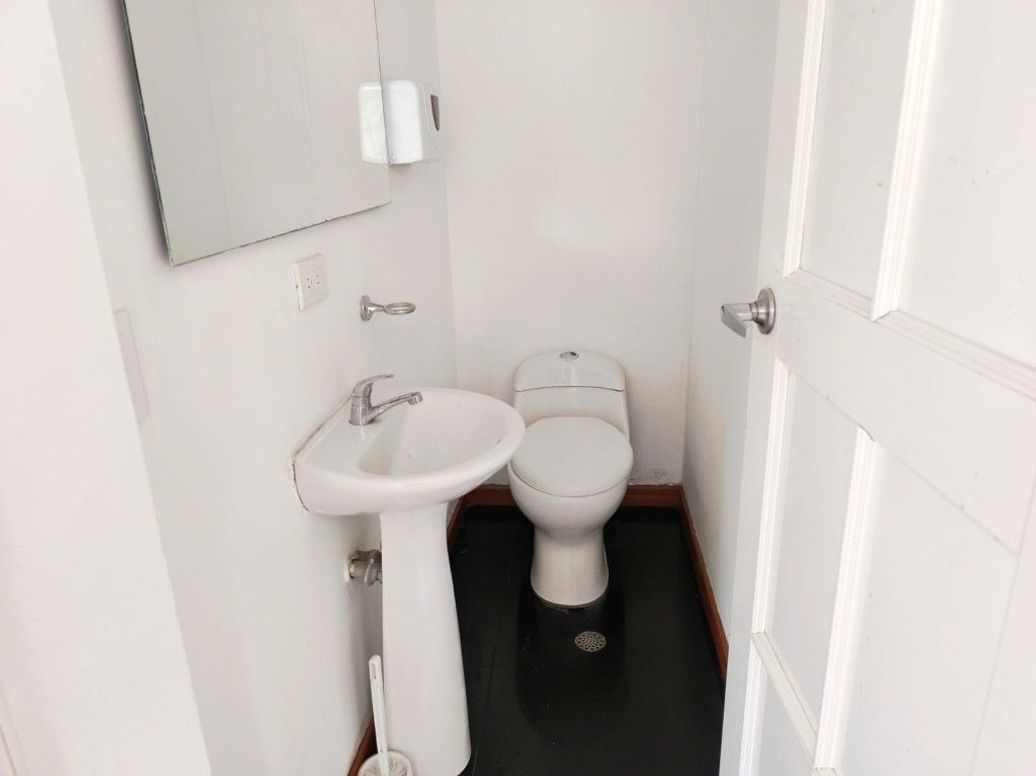 Casa de 5 alcobas en venta en Quinta Camacho, Bogotá, 205 m² · foto 8 de 20