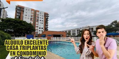 ALQUILO EXCELENTE CASA EN CONDOMINIO TRIPLANTA AL SUR DE CALI EN CIUDAD MELENDEZ.CARRERA 98E No. 60-66 CASA 2 UNIDAD CELESTE.COD 2228. Excelente ubicación. Cerca de vía principal, cerca de colegios y universidades, cerca de supermercados y centros comerciales. Consta de sala comedor, 2 alcobas con closet, alcoba principal con baño privado y balcón, 2 baños, cocina integral a gas, zona de oficios, estudio, balcón, piscina, salón social, zonas verdes, parqueadero, portería y vigilancia 24 horas. $2.600.000 administración incluida. 