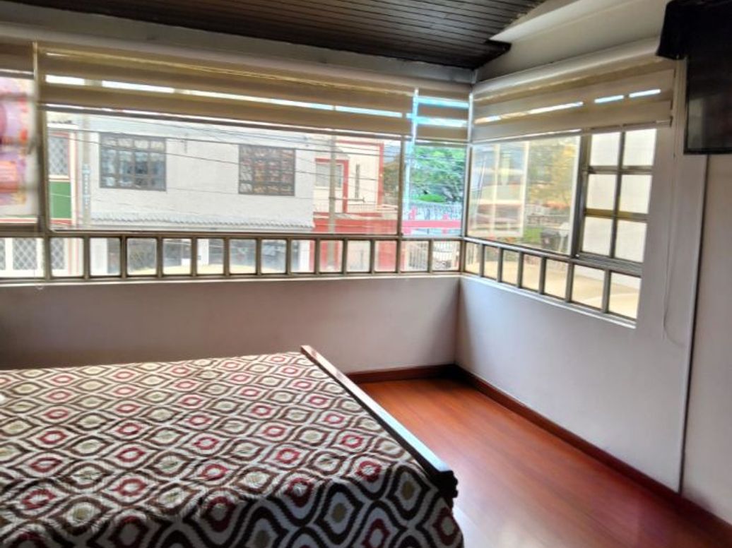 Casa de 4 alcobas en venta en Bavaria Techo Et. Iii, Bogotá, 260 m² · foto 12 de 18