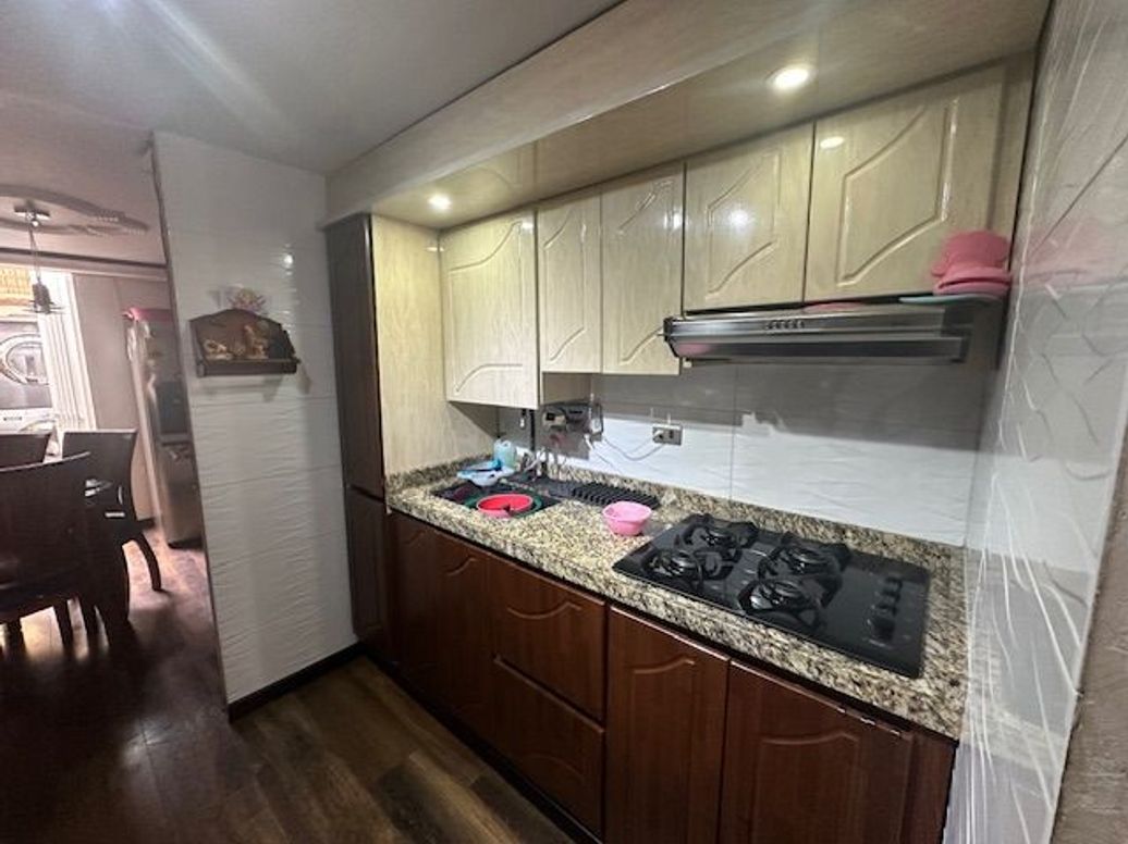 Casa de 4 alcobas en venta en Ub. Sabana De Tibabuyes, Bogotá, 84 m² · foto 3 de 20