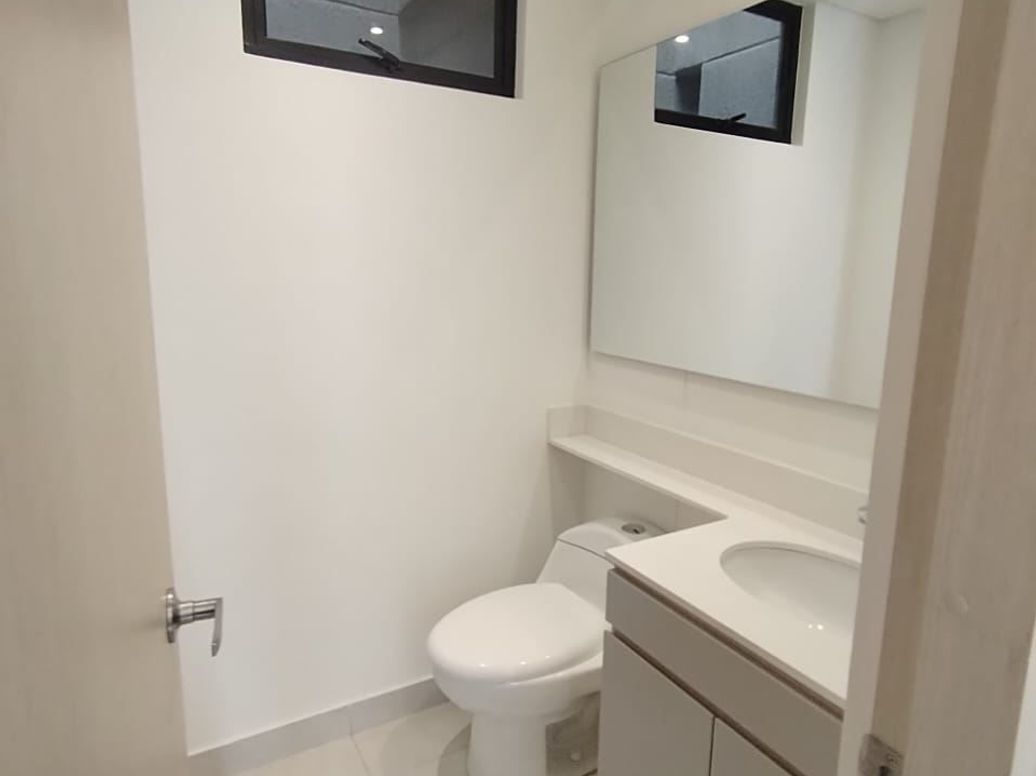 Apartamento de 1 alcoba en venta en Quinta Paredes, Bogotá, 43 m² · foto 12 de 20
