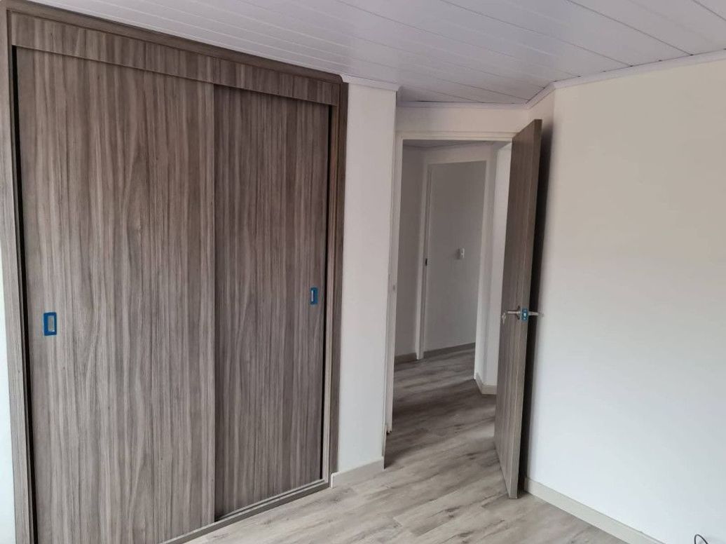Apartamento de 4 alcobas en venta en Mirandela, Bogotá, 90 m² · foto 4 de 6