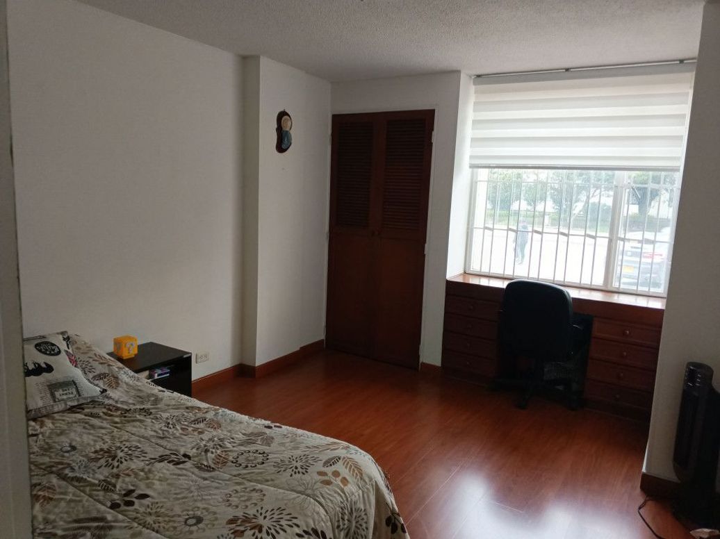 Apartamento de 3 alcobas en venta en Mónaco, Bogotá, 130 m² · foto 6 de 9