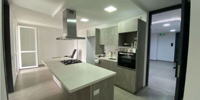 Tu nuevo hogar te está esperando y lo tiene UBIXA INMOBILIARIA

Este apartamento de 69 m² combina lujo, modernidad y confort en cada detalle:


 
 Acabados modernos y ventanas con aislante de ruido.
 
 
 Sala con balcón y una vista espectacular desde el piso 15
 
 
 Dos habitaciones, dos baños y cocina integral con isla, horno y extractor.
 
 
 Parqueadero cubierto, cuatro util.

  
 


Además, disfruta de zonas sociales de primera: piscina, gimnasio, cancha de pádel, salón social y juegos infantiles, con la seguridad de una vigilancia privada.

Vive rodeado de exclusividad, comodidad y estilo.
Agenda tu cita y conoce este espacio único. Cel 3128312584
