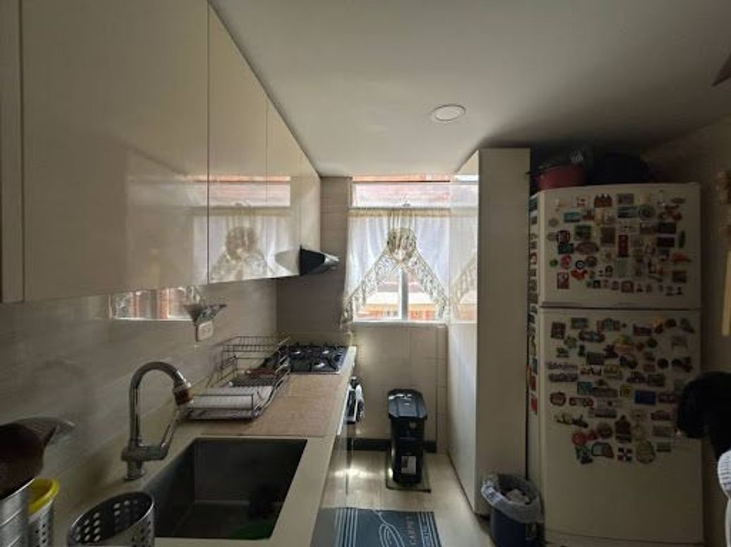 Apartamento de 3 alcobas en venta en Cedritos, Bogotá, 61 m² · foto 8 de 15