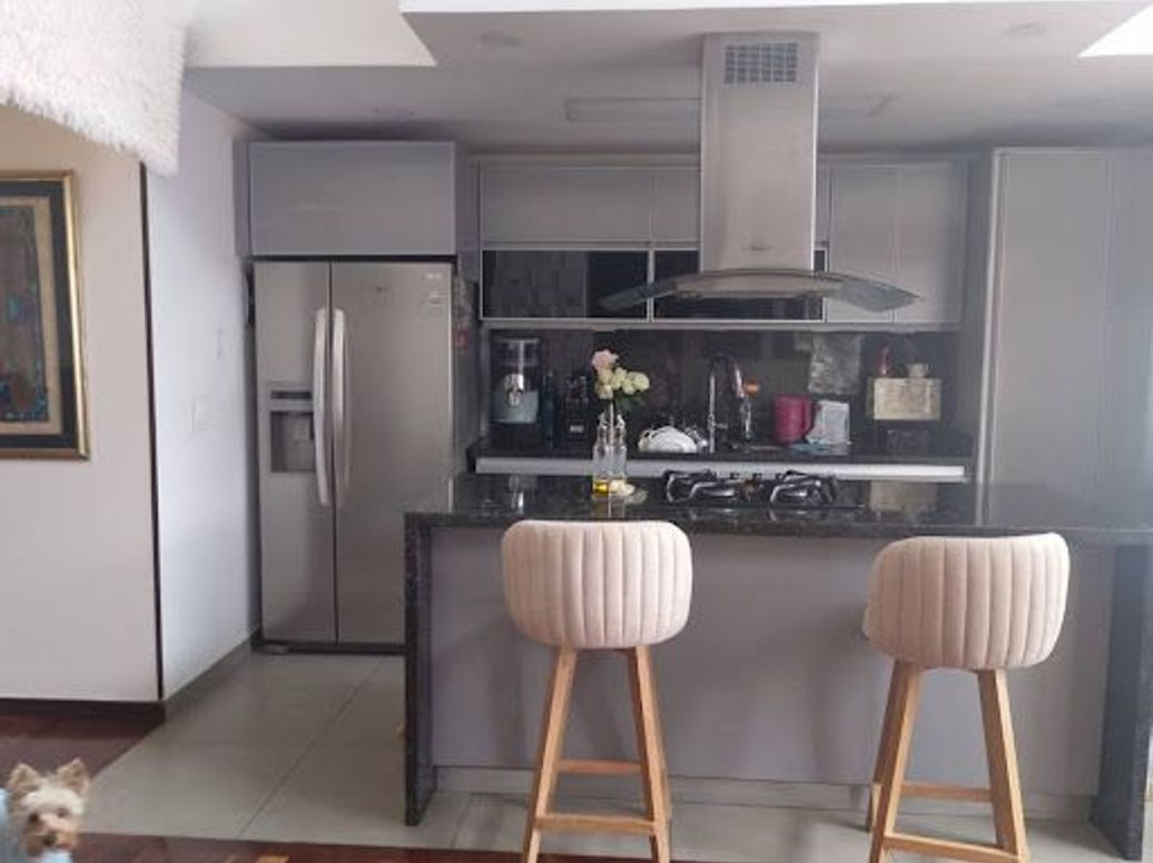Apartamento de 3 alcobas en venta en La Felicidad, Bogotá, 136 m² · foto 5 de 20