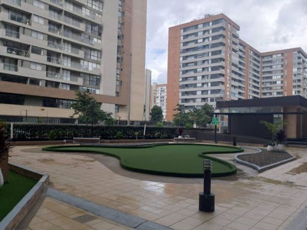 Apartamento de 3 alcobas en venta en La Felicidad, Bogotá, 136 m² · foto 2 de 20
