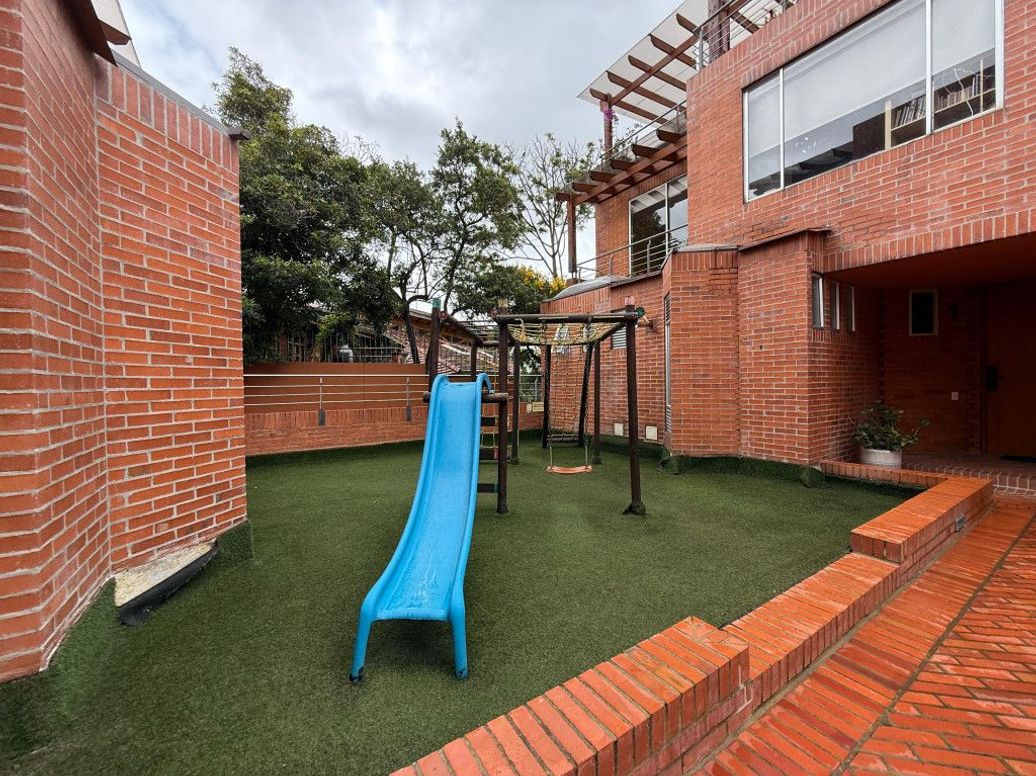 Casa de 3 alcobas en venta en Las Nieves, Bogotá, 226 m² · foto 4 de 20