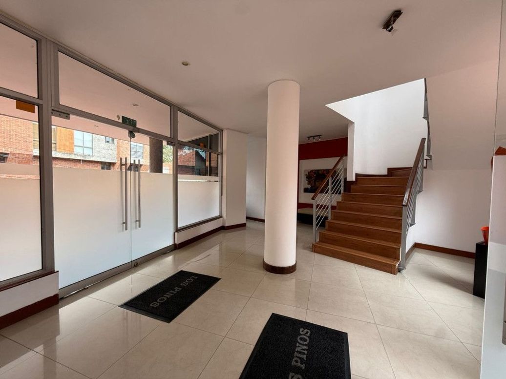 Casa de 3 alcobas en venta en Las Nieves, Bogotá, 226 m² · foto 2 de 20